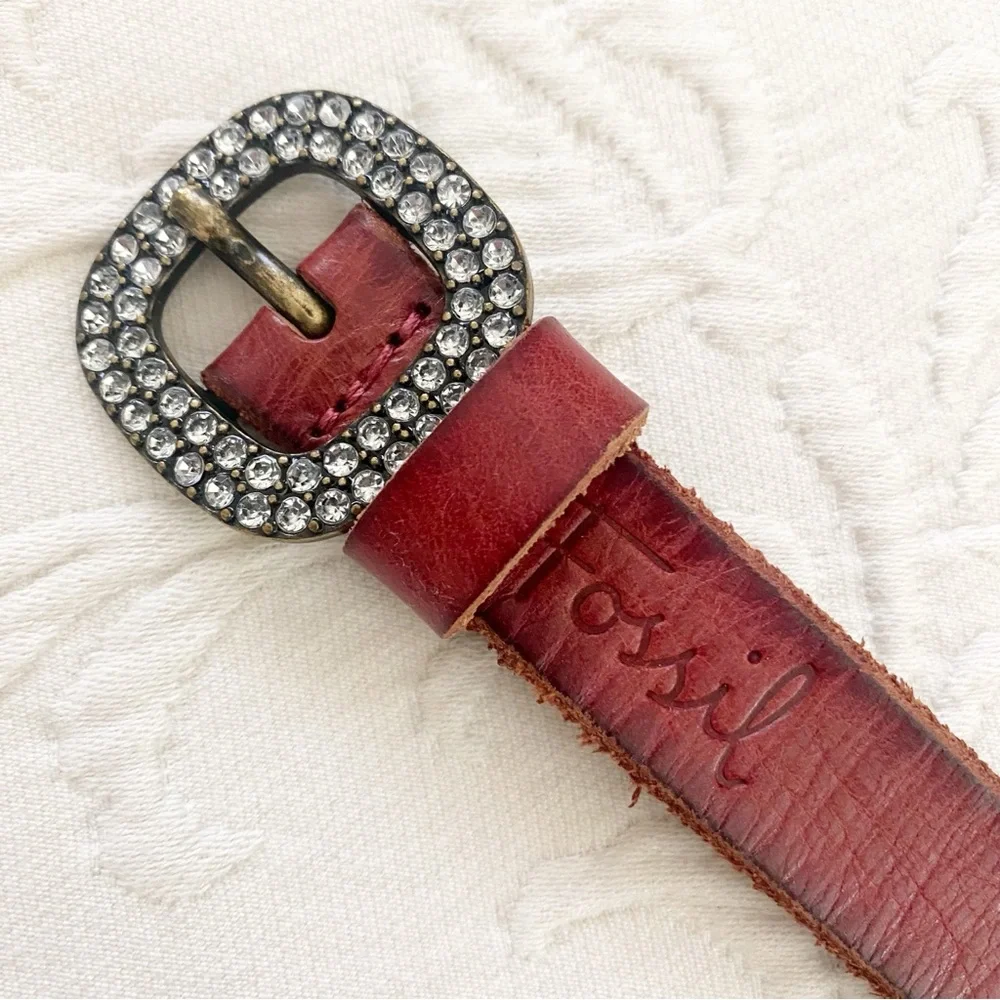 FOSSIL Reddish Brown Leather Belt with Rhinestone Buckle Size Medium